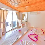 Belinda Hotel