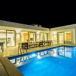 Villa Neptune 2 - Planet Luxury Villas