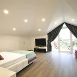 Ark Mansion Erler