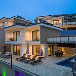 Tashan Villas