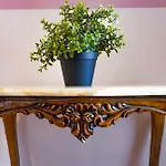 Mavi Avlu - Old Town Apartments