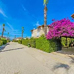 Paradise Town Villa Hazel