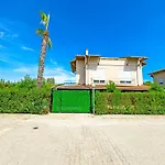 Paradise Town Villa Hazel