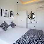 Lobelya Suites