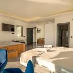 Villa The Moon