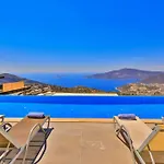 Deniz Manzarali Lueks Villa Zeugma