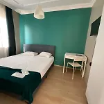 Khan'S B&B Hotel