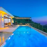 Villa Amaranda By Celenk