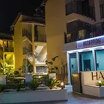 Han Apart Hotel Side