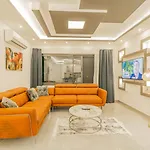 Villa Elegance