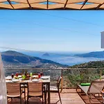 Villa Lamazi 4