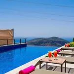 Villa Lamazi 2