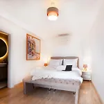 Villa Lalaland Есо Retreat