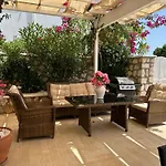 Villa Sapphire