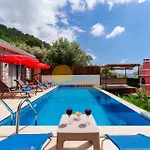 Villa Kuytu