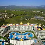 Xafira Deluxe Resort & Spa