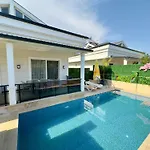 Kemer Villas De Lluvia