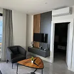Cleopatra View