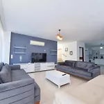 Villa Yasemin