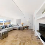 Villa White