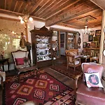 Fidanka Hotel