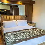 Fame Hotel