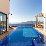 Kalkan 1 Bedroom Seaview Villa 1126