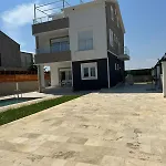 Assos Villa Suits 2