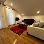 Su Apartment Side Terrace No 3