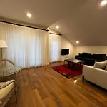 Su Apartment Side Terrace No 3
