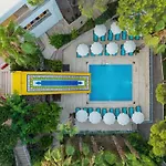 Side Nusso Beach Club