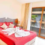 Belpoint Beach Hotel