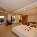 Asfiya Villa