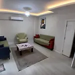 Cozy Apartment Near Old Town