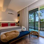 Crystal Flora Beach Resort
