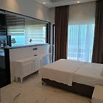Elite Luxury Suite & Spa