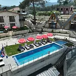 Kandybos Eco Farm Village