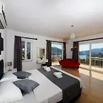 Villa Leyla - Bright And Spacious Villa