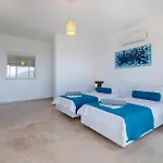 Villa Rana - Stunning Views And Luxury Furnishings