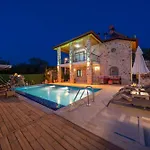 Villa Guenes