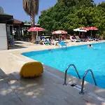 Linda Apart Hotel