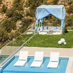 Villa Bella Mare Magnificent Ultra Luxury Villa