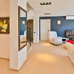 Villa Alternatif