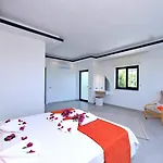 Uzumlu Village 3 Bedroom Villa 6716