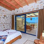 Uzumlu Village 2 Bedroom Villa - 1023