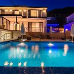 Villa Bella Rose Is A Stunning Villa With A Sea View