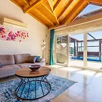 Islamlar Village 2 Bedroom Villa - 1006