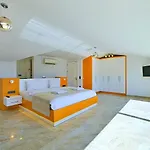 5 Bedroom Luxury Villa In Kalkan - 1019