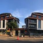 Suit Diker Port Residence 2