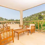 Doga Manzarali Kiralik Villa